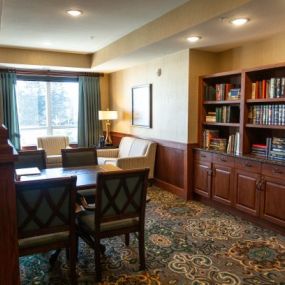Eden Prairie Senior Living is your ideal destination for a fulfilling and active lifestyle. Join us in Eden Prairie, where quality care meets a warm, inviting community.