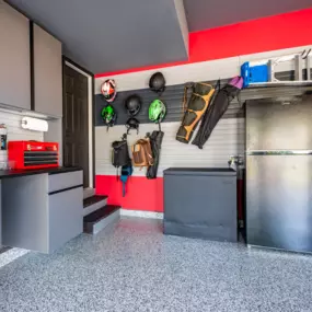 Looking for the ultimate Christmas gift that combines style, function, and lasting value? Surprise your loved one with a custom garage makeover from PremierGarage of Southern Maine!  Transform your garage into a sleek, organized, and durable space with: ???? Epoxy Flooring: Durable, easy-to-clean, and