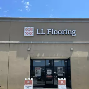 LL Flooring #1332 San Marcos | 860 Los Vallecitos Boulevard | Storefront