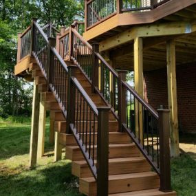 At CustomDecks.com, we are a TrexPro® Platinum Installer that can handle any project that comes our way. For over 20 years, our experienced team of Trex® deck designers have been perfecting our process, and we are completely confident that we can build you the deck of your dreams.