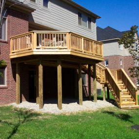 At CustomDecks.com, we are a TrexPro® Platinum Installer that can handle any project that comes our way. For over 20 years, our experienced team of Trex® deck designers have been perfecting our process, and we are completely confident that we can build you the deck of your dreams.