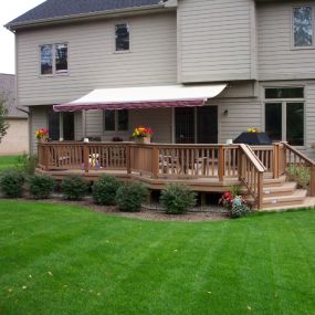 At CustomDecks.com, we are a TrexPro® Platinum Installer that can handle any project that comes our way. For over 20 years, our experienced team of Trex® deck designers have been perfecting our process, and we are completely confident that we can build you the deck of your dreams.