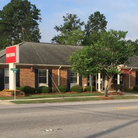 Come visit the First Bank St. Pauls branch on West Broad Street. Your local team will provide expert financial advice, flexible rates, business solutions, and convenient mobile options.