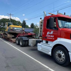 Looking for a trustworthy towing company? Call us!