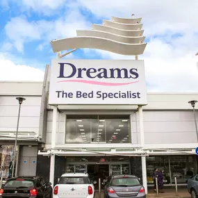 Bild von Dreams Leeds - Birstall