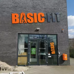 Basic-Fit Ede Peppelensteeg 24/7 -  entree