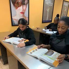 Bild von Empire Beauty School