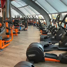 Basic-Fit Zoetermeer Burgemeester van Leeuwenpassage 24/7 - cardio