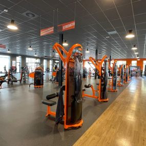 Basic-Fit Eindhoven Limburglaan 24/7 - strength zone