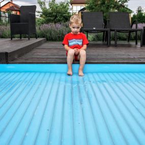 Cover your pool with ease with an automated pool cover