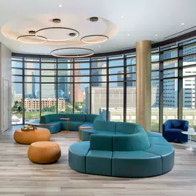 Resident lounge with downtown houston skyline views