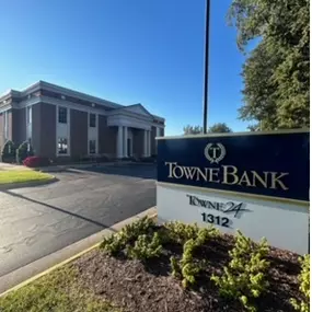 TowneBank Greenbrier Chesapeake Banking Location