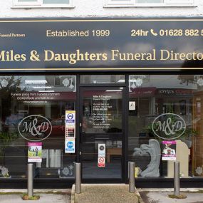 Miles & Daughters Funeral Directors Maidenhead