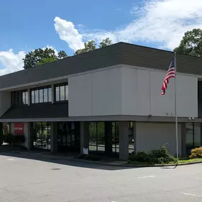 Come visit the First Bank Asheville North branch on Merrimon Avenue. Your local team will provide expert financial advice, flexible rates, business solutions, and convenient mobile options.