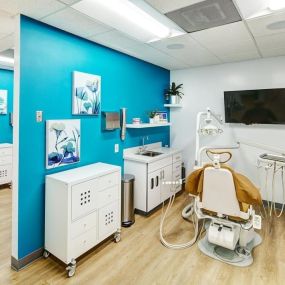 Bild von Modern American Dentistry - Woodland Hills