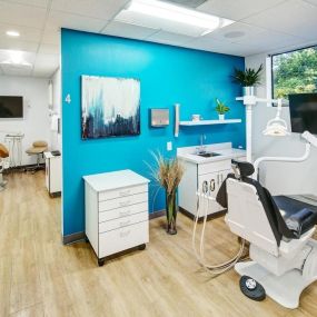 Bild von Modern American Dentistry - Woodland Hills