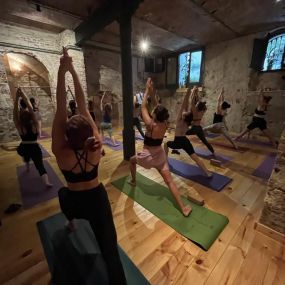 clasesyoga_barcelona.jpg