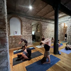 clasesyoga_barcelona_somayoga.jpg