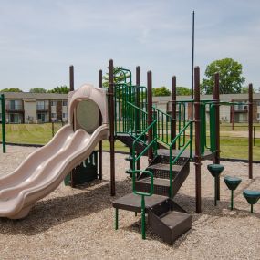 Pickwick Farms Playground