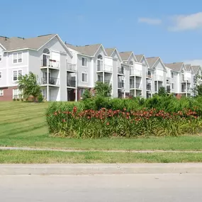 West Hampton Park Apartment Homes Building