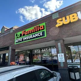 Bild von La Familia Auto Insurance