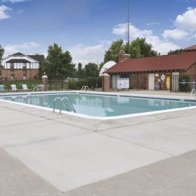 West Wind Apartments Pool