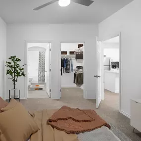 Bedroom with ensuite bathroom and walk-in closet at Camden Northpointe Apartments in Tomball, Tx