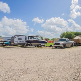 Able Self Storage in Pearland offers parking spots for your boats, RVs, trucks, trailers, campers and more!