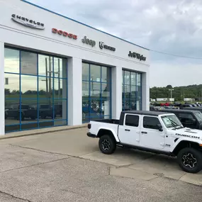 Jeff Wyler Chrysler Dodge Jeep RAM of Lawrenceburg, Indiana - Call 812.537.2525