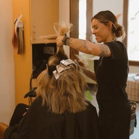 Bild von Wave on Wave Hair Salon