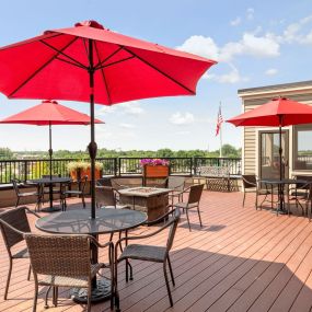 When you choose Elk River Senior Living as your new home, you’ll have convenient access to our amenities. Our 55+ community is designed to serve you with resources, support, and opportunities to live each day with purpose. Amenities within our community are like an extension of your home.