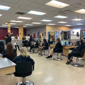 Bild von Empire Beauty School
