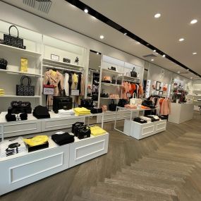 Bild von KARL LAGERFELD Outlet