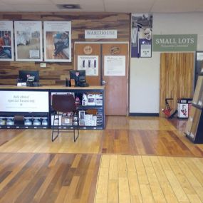 Interior of LL Flooring #1112 - Perrysburg | Check Out Area