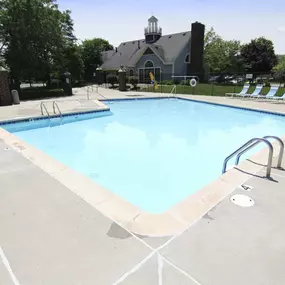 North Pointe Apartments Pool