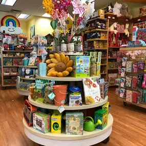 Bild von Piccolo Mondo Toys - Bethany Village Centre