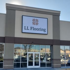 LL Flooring #1164 Orem | 176 East University Parkway | Storefront