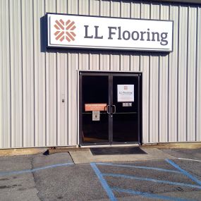 LL Flooring #1135 Huntsville | 8402 Whitesburg Drive | Storefront