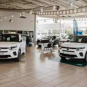 Evans Halshaw Citroen Hull Dealership Interior