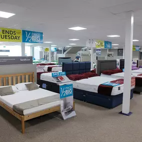 Bild von Dreams Caerphilly - Store and Outlet
