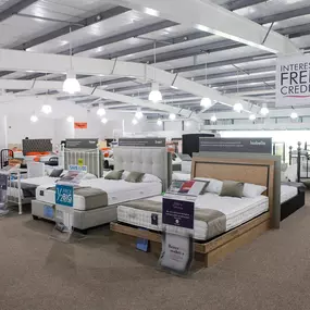 Bild von Dreams Caerphilly - Store and Outlet