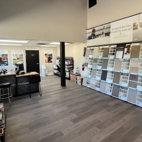 Interior of LL Flooring #1144 - Auburn Hills | Carpet View