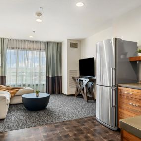 Stay longer in Bend, Oregon. The Oxford Hotel Bend has all the amenities that you would need for a comfortable extended stay in Bend, Oregon. Plush bedding, wi-fi, and more.