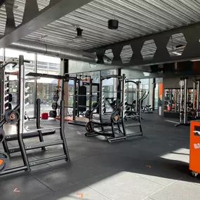 Basic-Fit Amsterdam Bijlmerdreef - free weight zone