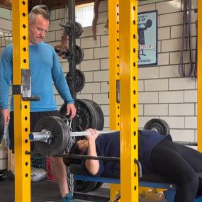 We offer detail-oriented private training to support good form in the main barbell lifts.