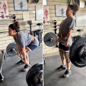 Here Ana shows the starting position and the finishing position of the Deadlift.