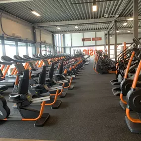 Basic-Fit Heerhugowaard J.J.P. Oudweg 24/7 - cardio