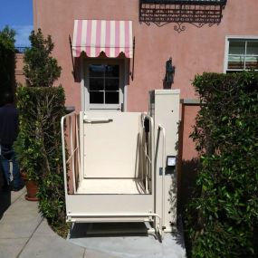 The Amramp Los Angeles team installed this Vertical Platform Lift in the beautiful and historic Hancock Park neighborhood of Los Angeles, CA. This lift with a 36