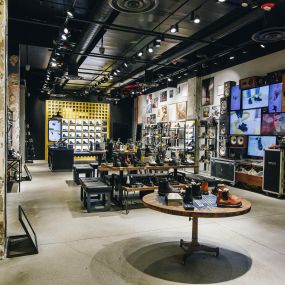 Bild von Dr. Martens Herald Square