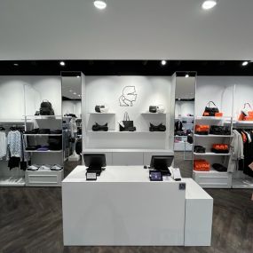 Bild von KARL LAGERFELD Outlet